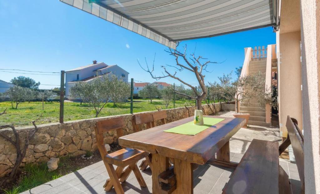 Apartment Tomislav Vir Dış mekan fotoğraf