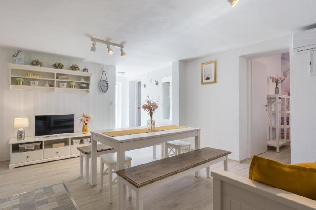 Apartment Tomislav Vir Dış mekan fotoğraf